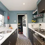 Bar Cottage-city Views-sleeps 5 Vakantiehuis