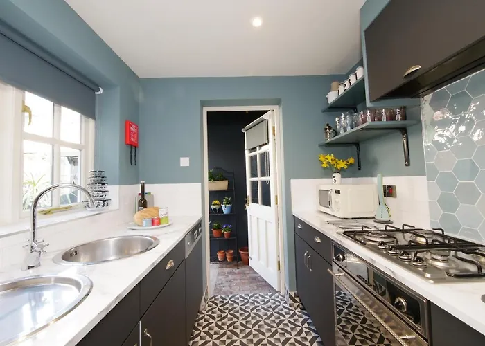 Bar Cottage-city Views-sleeps 5 Semesterbostad