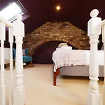 Bar Cottage-city Views-sleeps 5 约克