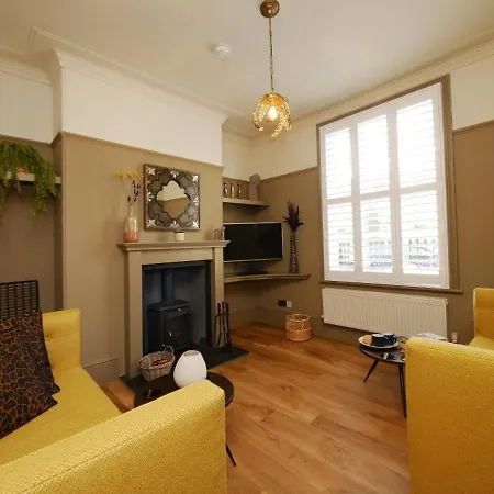 Ferienhaus Bar Cottage-city Views-sleeps 5 *